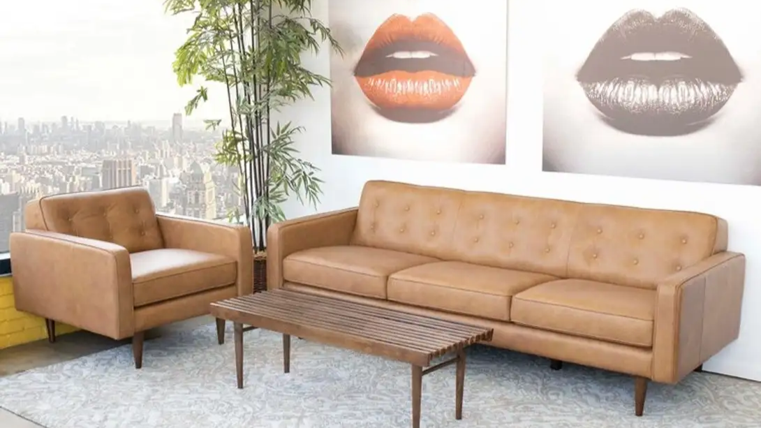 Sofa in the Spotlight: The Lottie